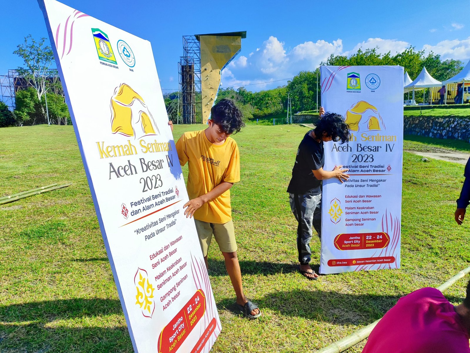 Kemah Seniman DKA Aceh Besar