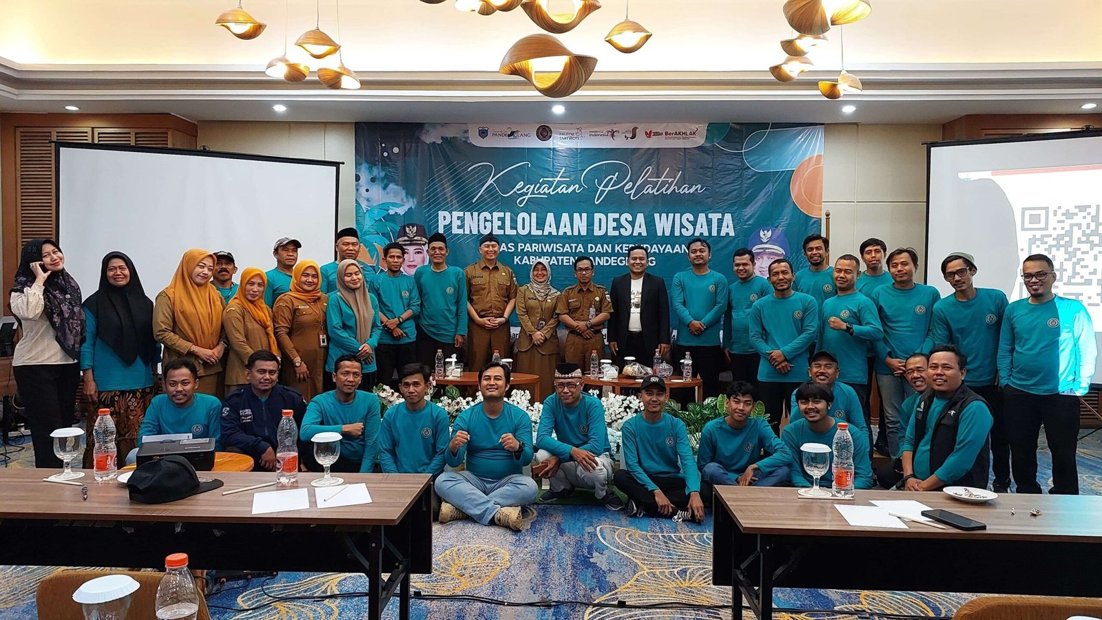 Pengelola Desa Wisata